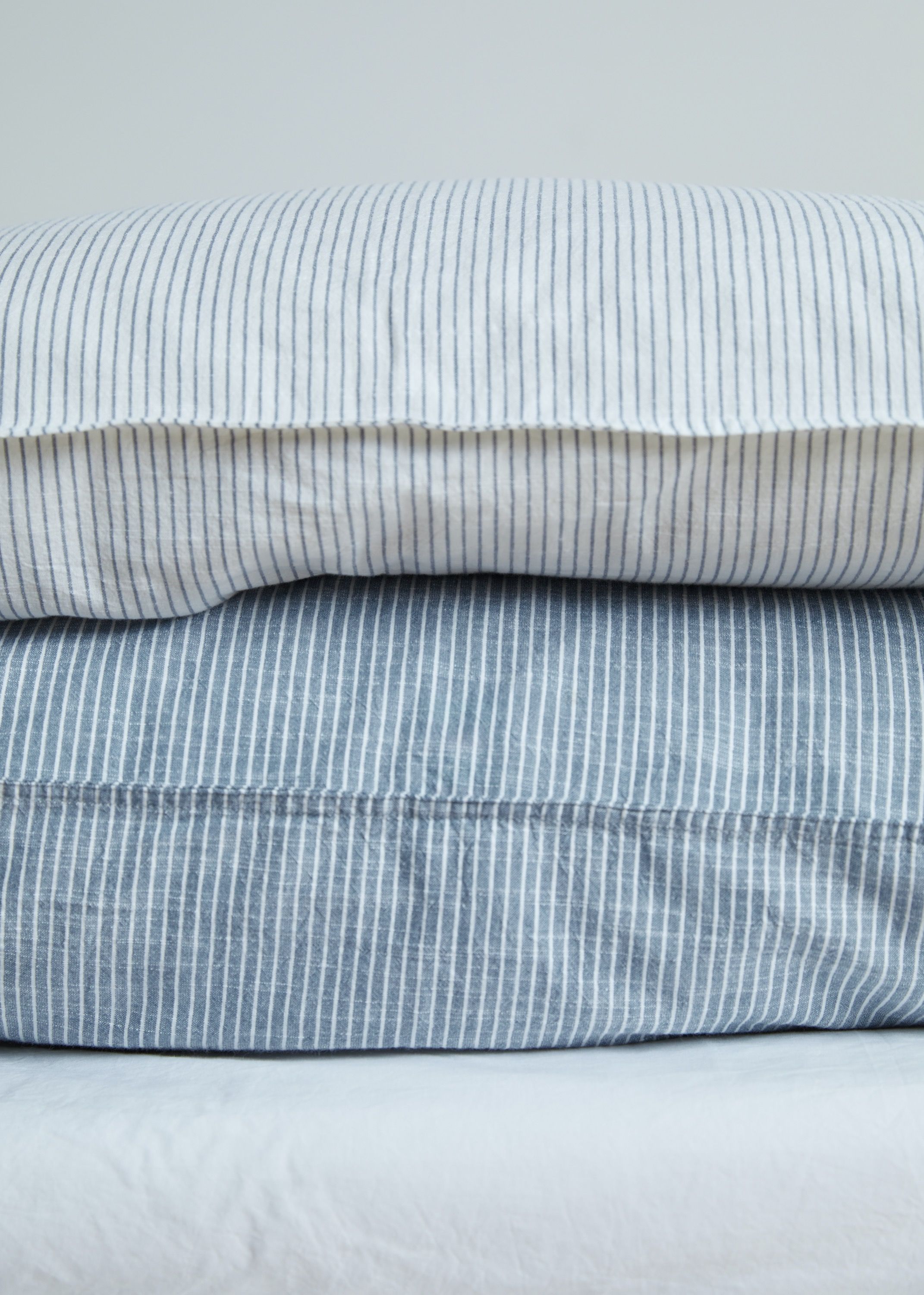 Bedlinen - Duvet Set Double - Striped (200x220 + 2 pillow cases)